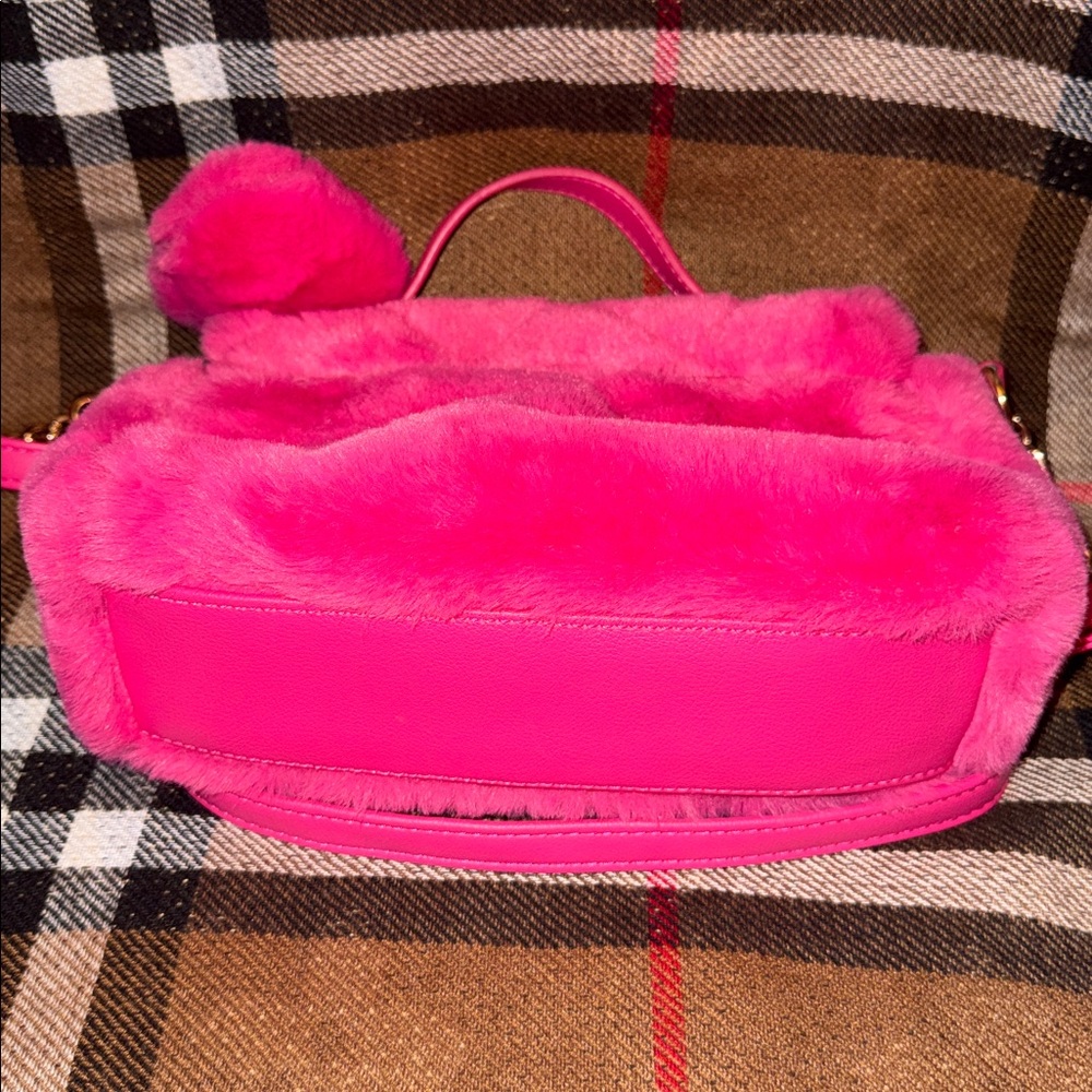 Juicy Couture Pink Faux Fur Crossbody Bag - Picture 8 of 8